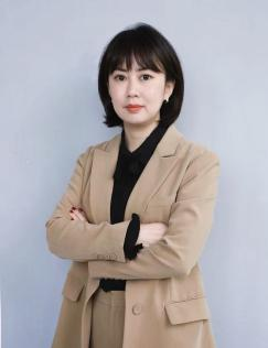 闫囡囡